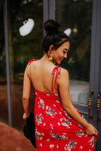 Load image into Gallery viewer, Emory Floral Maxi Dress - FINAL SALE