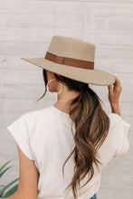 Load image into Gallery viewer, Wool Boater Hat in Khaki
