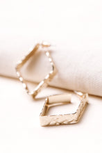 Load image into Gallery viewer, Rhys Earrings

