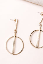 Load image into Gallery viewer, Harper Earrings
