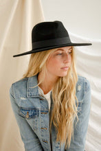 Load image into Gallery viewer, Ada Panama Hat in Black
